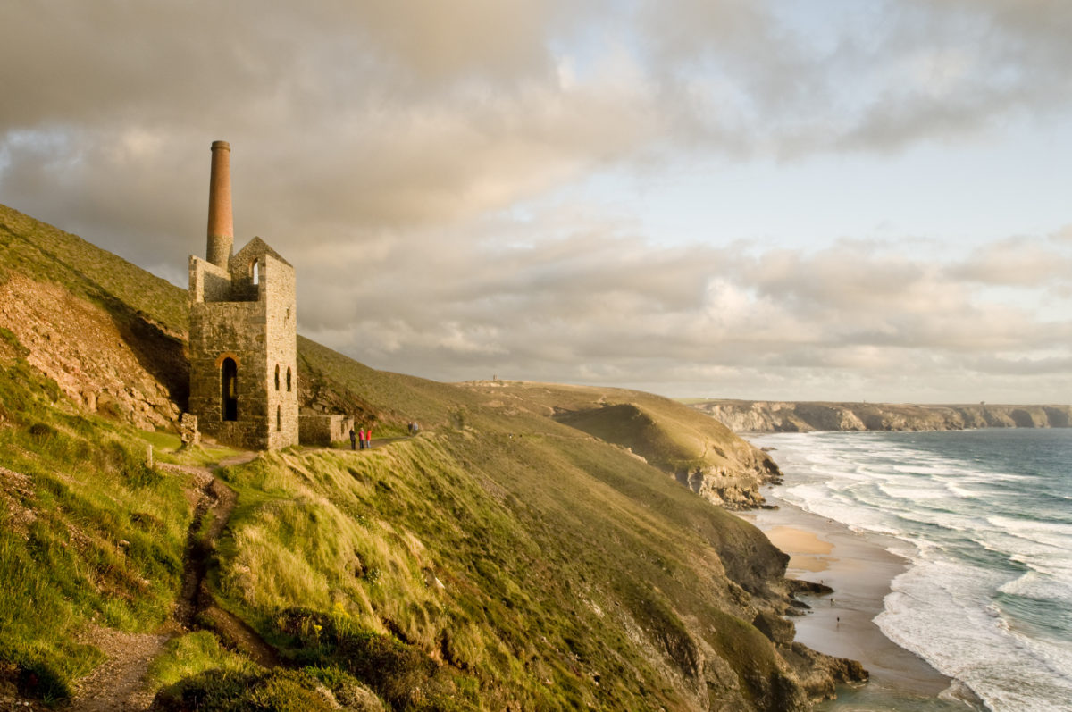 South coast of england. Порткеррис Корнуолл. Англия графство Корнуэлл. Графство Корнуолл Великобритания. Побережье сент-Агнес в Северном Корнуолле.